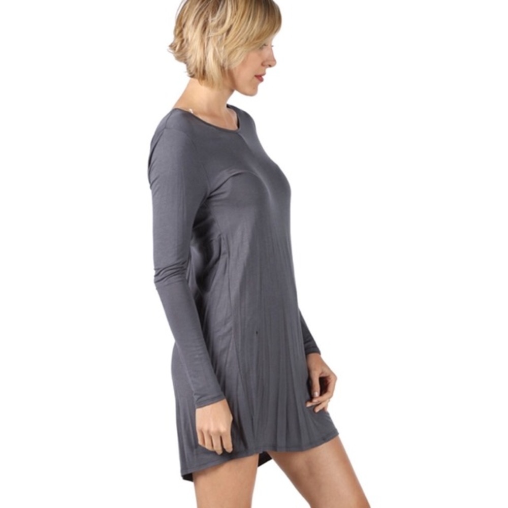 Twist Back Long Sleeve Drapey Dress - Picture 2 of 4
